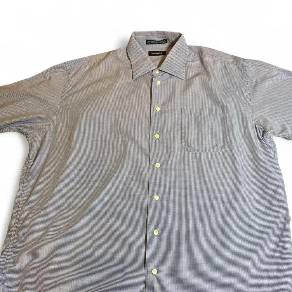 Nautica Men's Blue Pattern- Button up long sleeve shirt